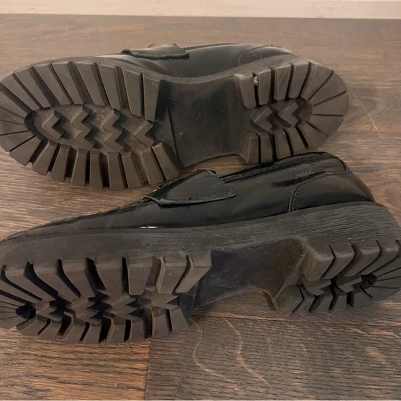 STEVE MADDEN Loafer Gold Buckle Women Size 9 - Picture 5 of 5